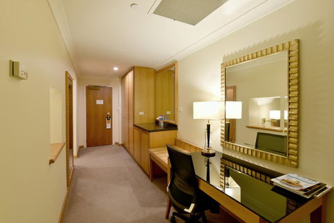Duxton Hotel Perth - Holiday Find 11