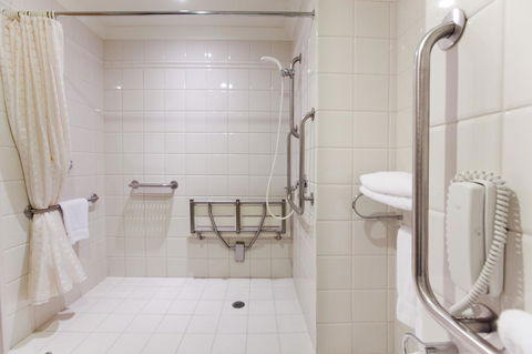 Duxton Hotel Perth - Holiday Find 4