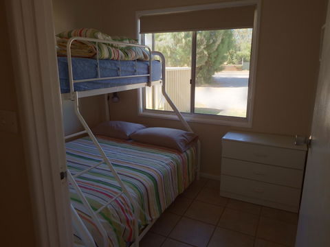 Lazy Lobster Holiday Units & Chalets - Holiday Find 22