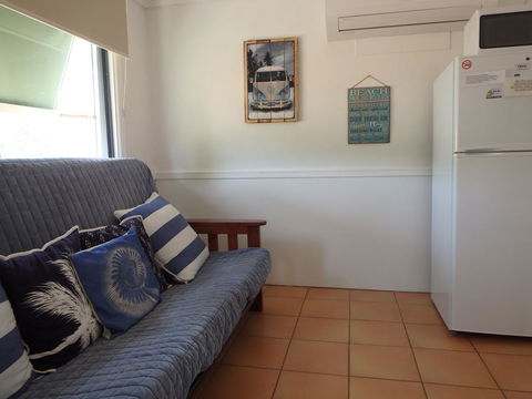 Lazy Lobster Holiday Units & Chalets - Holiday Find 14