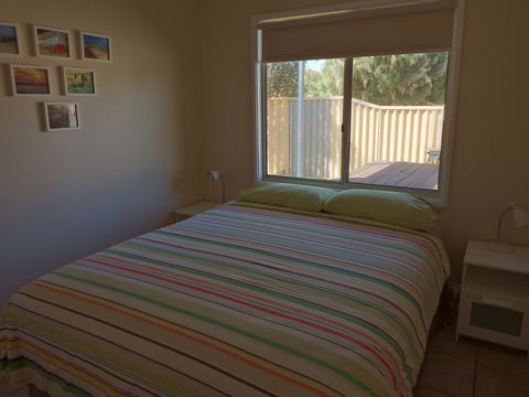 Lazy Lobster Holiday Units & Chalets - Holiday Find 25