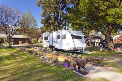 Armidale Tourist Park - Holiday Find 25