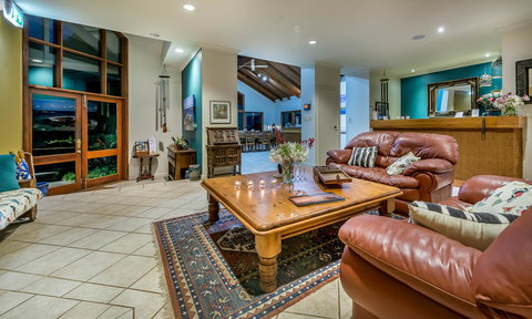 Chimes Spa Retreat - Holiday Find 4