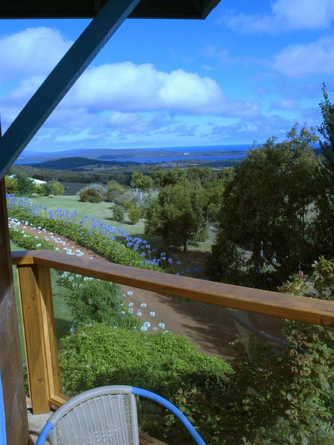 Chimes Spa Retreat - Holiday Find 36