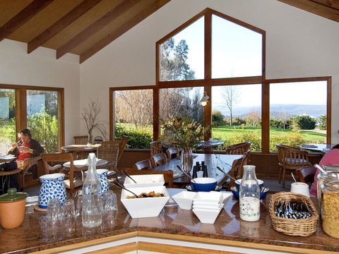 Chimes Spa Retreat - Holiday Find 34