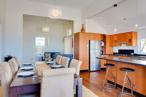 Cottesloe Beach House I - Holiday Find 19