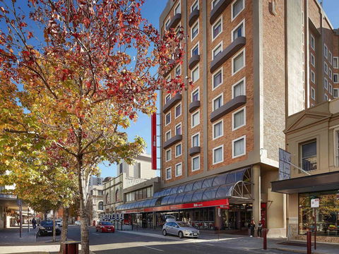 Ibis Perth - Holiday Find 0