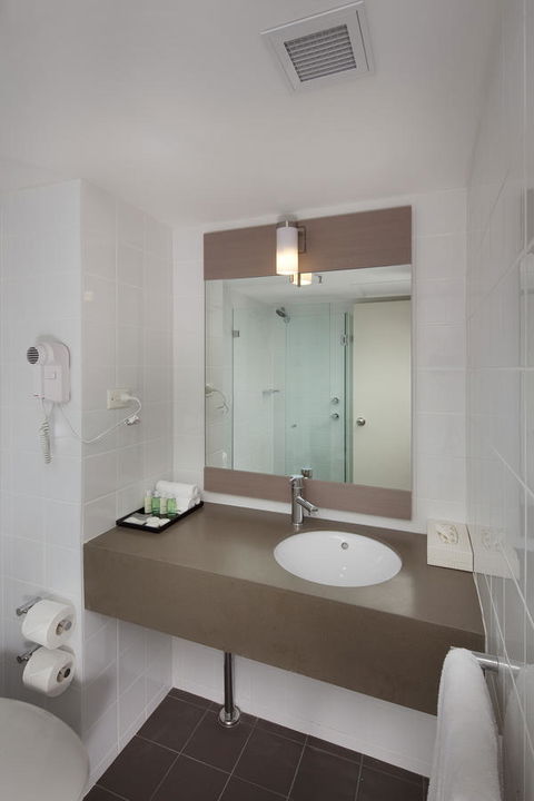 Ibis Perth - Holiday Find 27