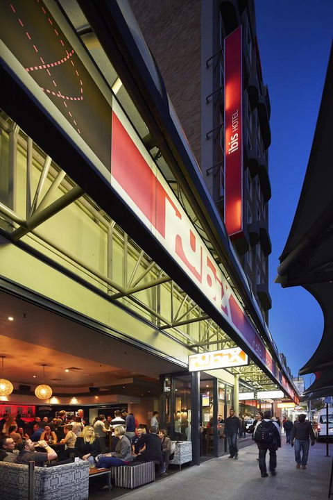 Ibis Perth - Holiday Find 17