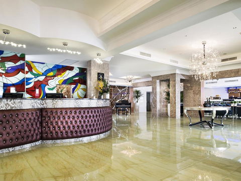 Swan River Hotel - Holiday Find 7