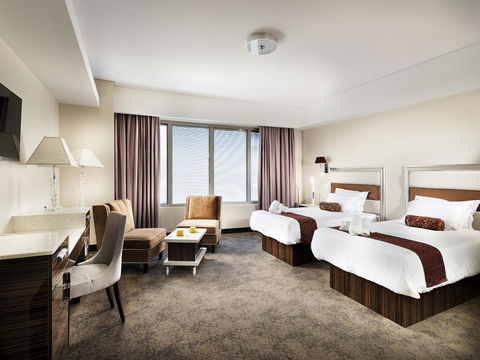 Swan River Hotel - Holiday Find 11