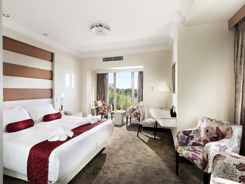 Swan River Hotel - Holiday Find 21