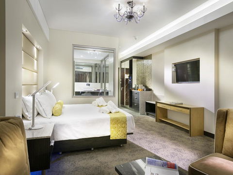 Swan River Hotel - Holiday Find 24