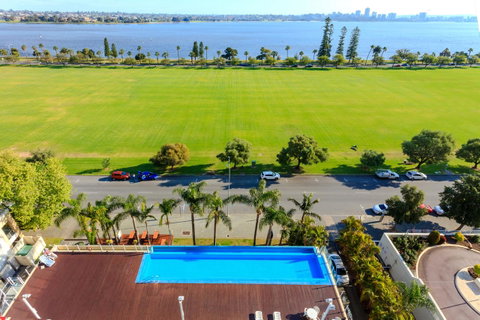 Crowne Plaza Perth, An IHG Hotel - Holiday Find 0
