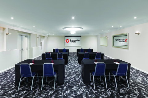 Mercure Perth On Hay - Holiday Find 24