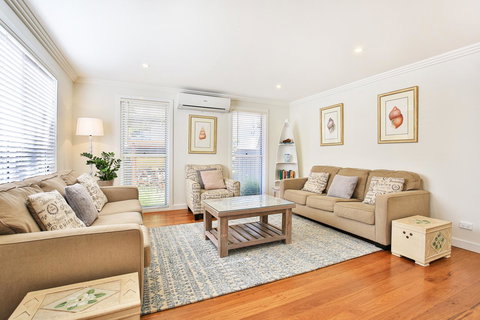 Calming Waters - Pet Friendly - Community Pool - Holiday Find 8