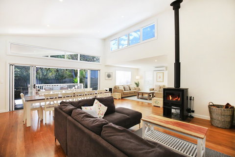 Calming Waters - Pet Friendly - Community Pool - Holiday Find 2