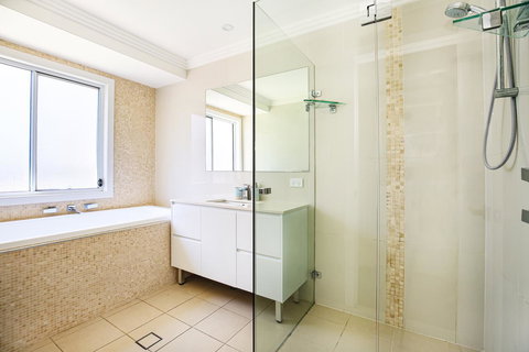 Calming Waters - Pet Friendly - Community Pool - Holiday Find 23