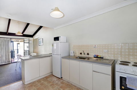 West Beach Lagoon 123 - Location & Views!!! - Holiday Find 10
