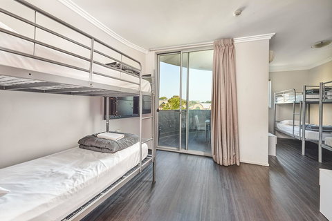 Nomads Byron Bay Backpackers - Holiday Find 30