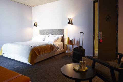 Alex Hotel - Holiday Find 26