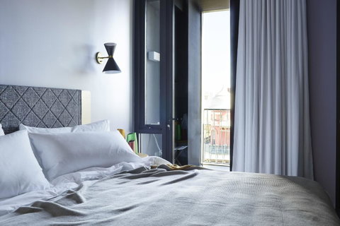 Alex Hotel - Holiday Find 21