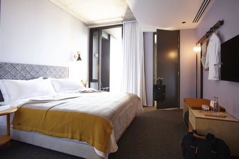 Alex Hotel - Holiday Find 2