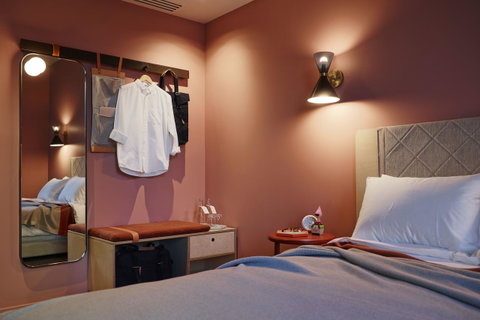 Alex Hotel - Holiday Find 27