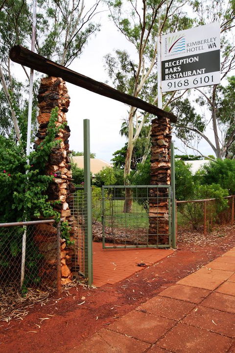 Kimberley Hotel - Holiday Find 25