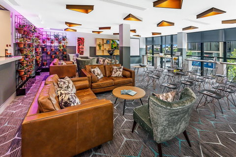 Rydges Perth Kings Square - Holiday Find 20