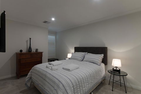 Epsom On Swan Bed & Breakfast - Holiday Find 12
