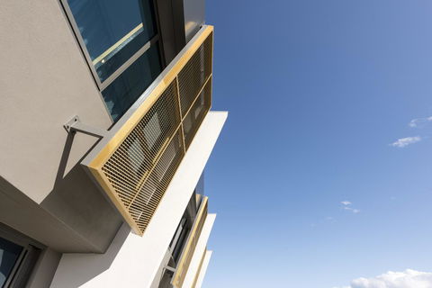 Ramada By Wyndham VetroBlu Scarborough Beach - Holiday Find 22