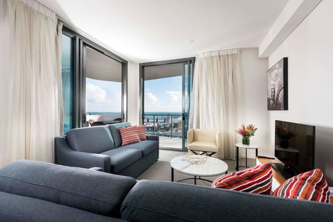Ramada By Wyndham VetroBlu Scarborough Beach - Holiday Find 30