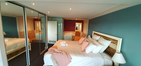 Ocean View-breath Taking Views, Amazing Facilities - Holiday Find 5