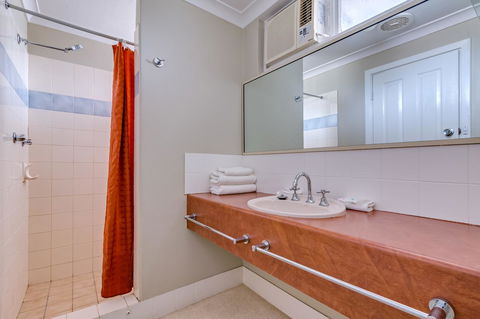 Ibis Styles Albany - Holiday Find 23