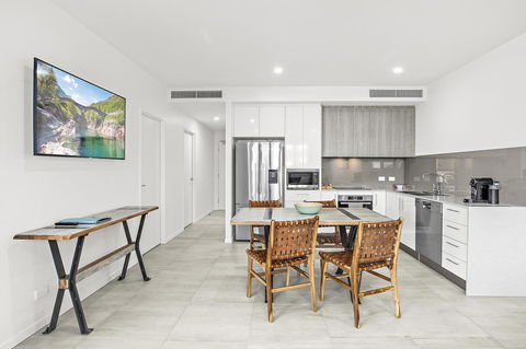 Rockpool 2 Sawtell Beach - Just Steps To Restaurants And 2 Min Stroll To Beach! - Holiday Find 3