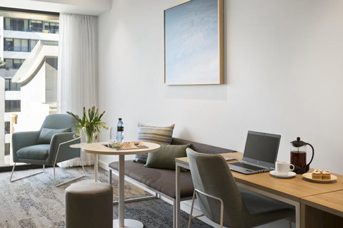 Quest North Sydney - Holiday Find 13