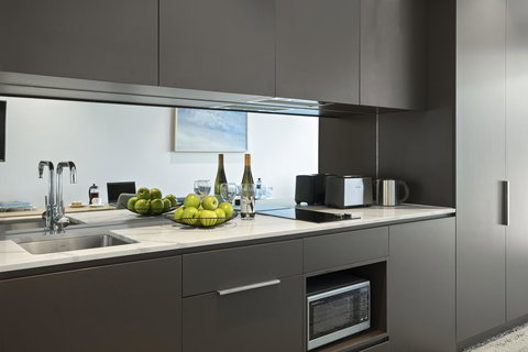 Quest North Sydney - Holiday Find 11