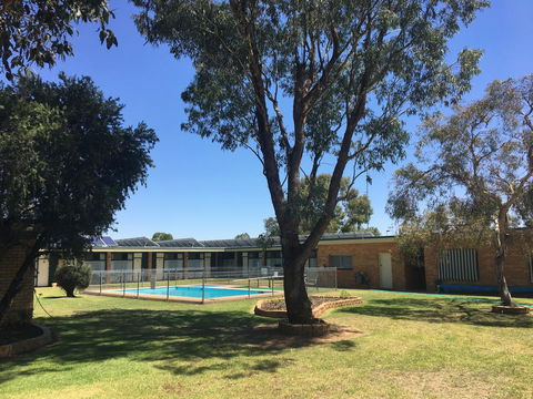 Junee Motor Inn - Holiday Find 25
