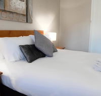 Almond Inn - Holiday Find