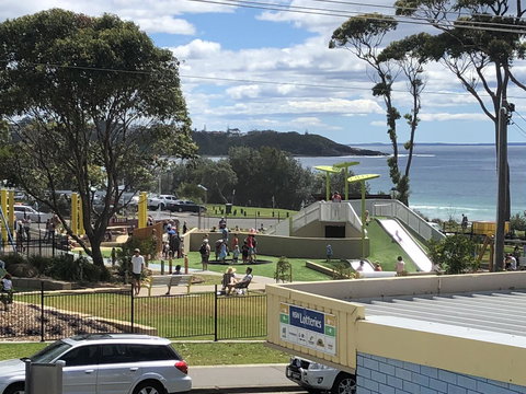 Breakers Apartments - Holiday Find 7