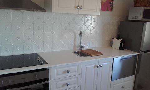 182 Anson Street - Holiday Find 8