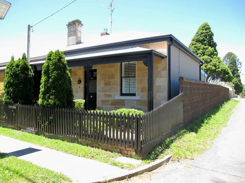 Apple Tree Cottage - Holiday Find 1