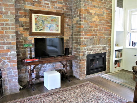 Apple Tree Cottage - Holiday Find 15
