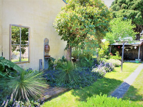 Apple Tree Cottage - Holiday Find 23