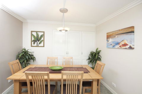 Sails Apartments - Holiday Find 20