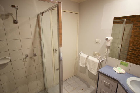 Albury Paddlesteamer Motel - Holiday Find 24