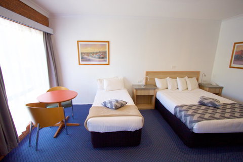 Albury Paddlesteamer Motel - Holiday Find 28