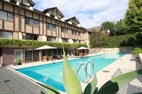 Book Castle Hill Accommodation Vacations Holiday Find Holiday Find