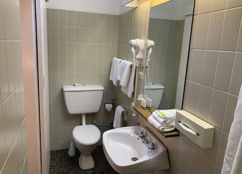 Econo Lodge Gateway Tamworth - Holiday Find 8